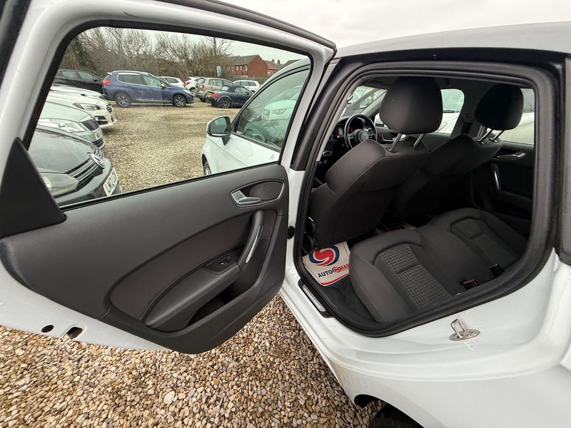 Used Audi A1 2014 for sale - 77649748: Photo 20