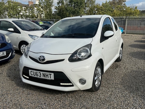 Used Toyota AYGO 2013 for sale - 76156692: Photo 8