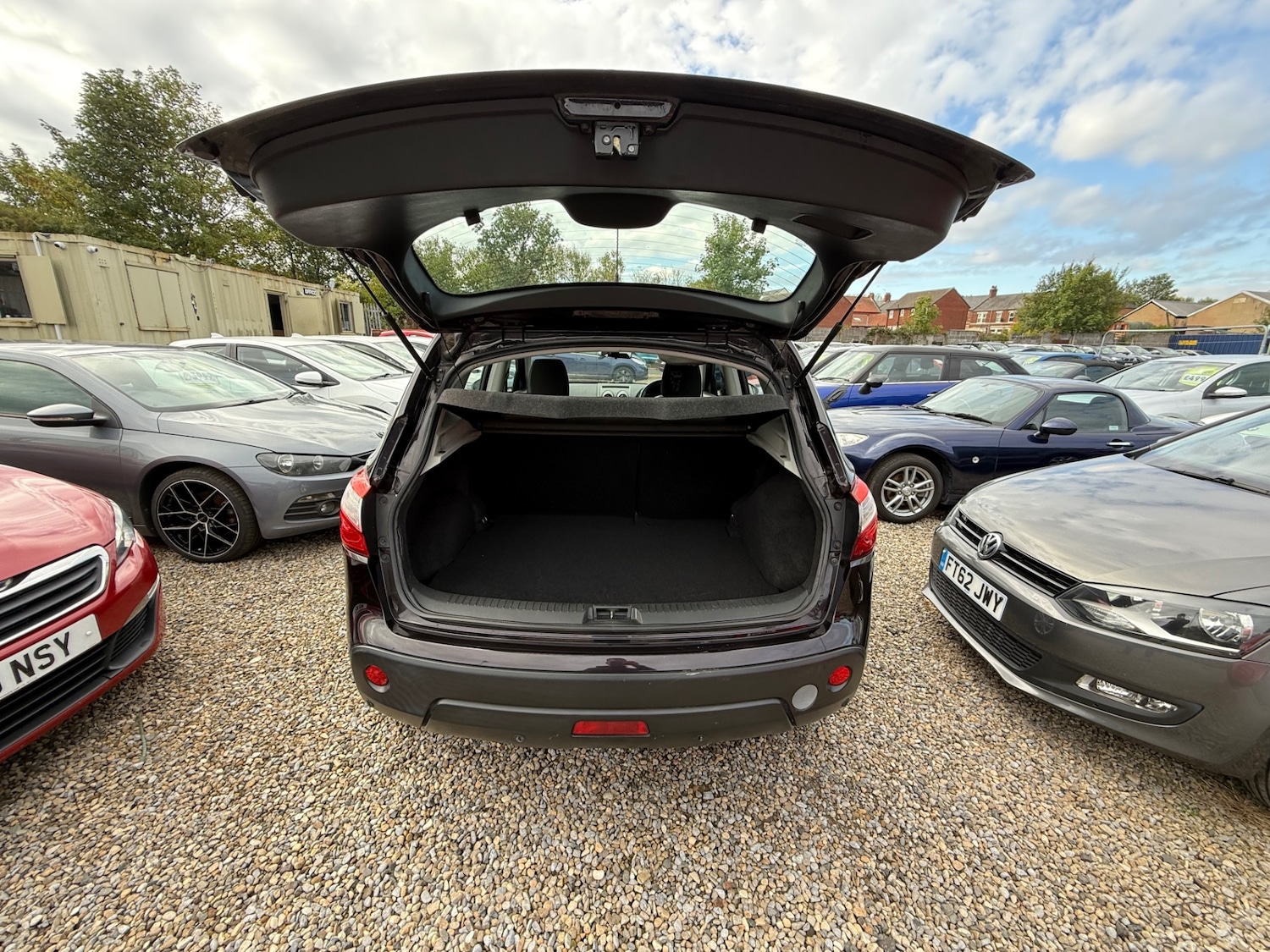 Used Nissan Qashqai 2012 for sale - 76156493: Photo 17