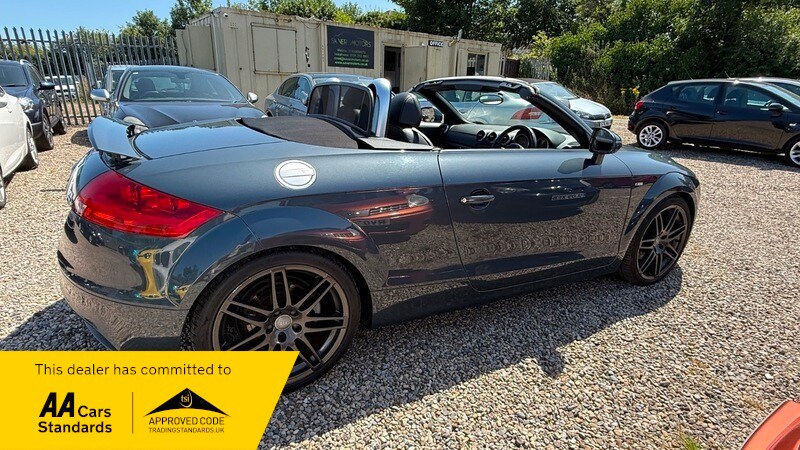 Used Audi TT 2010 for sale - 77649729: Photo 24