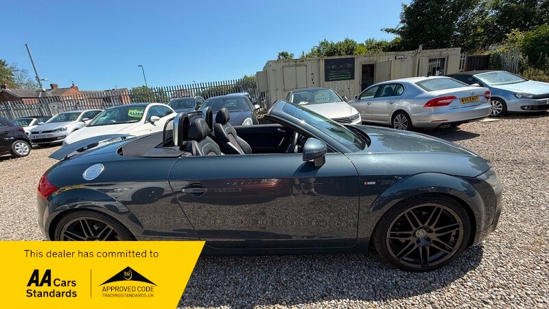 Used Audi TT 2010 for sale - 77649729: Photo 25