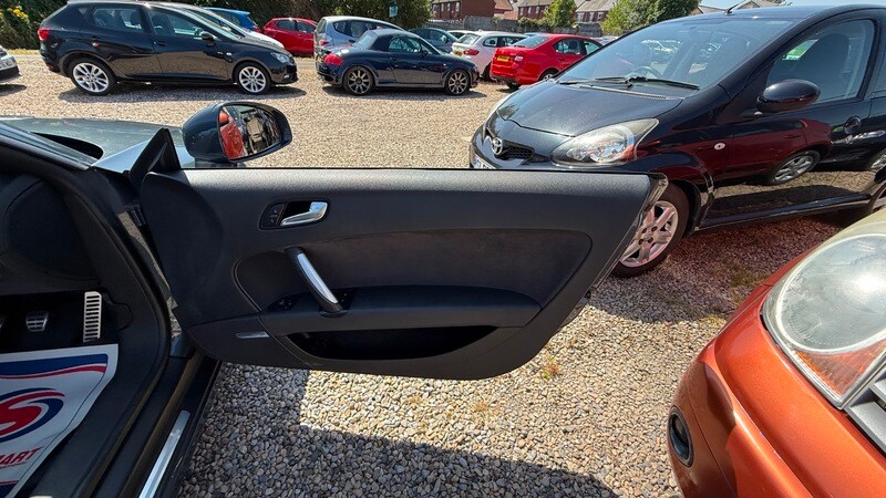 Used Audi TT 2010 for sale - 77649729: Photo 38