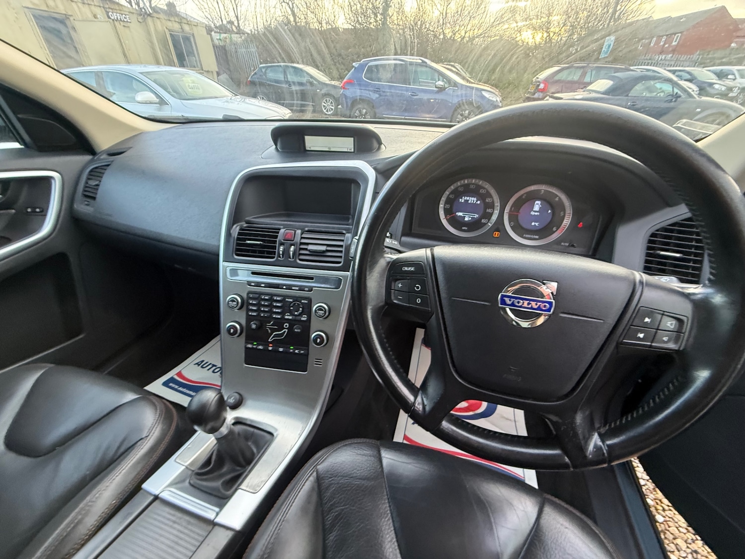 Used Volvo XC60 2009 for sale - 76970078: Photo 31