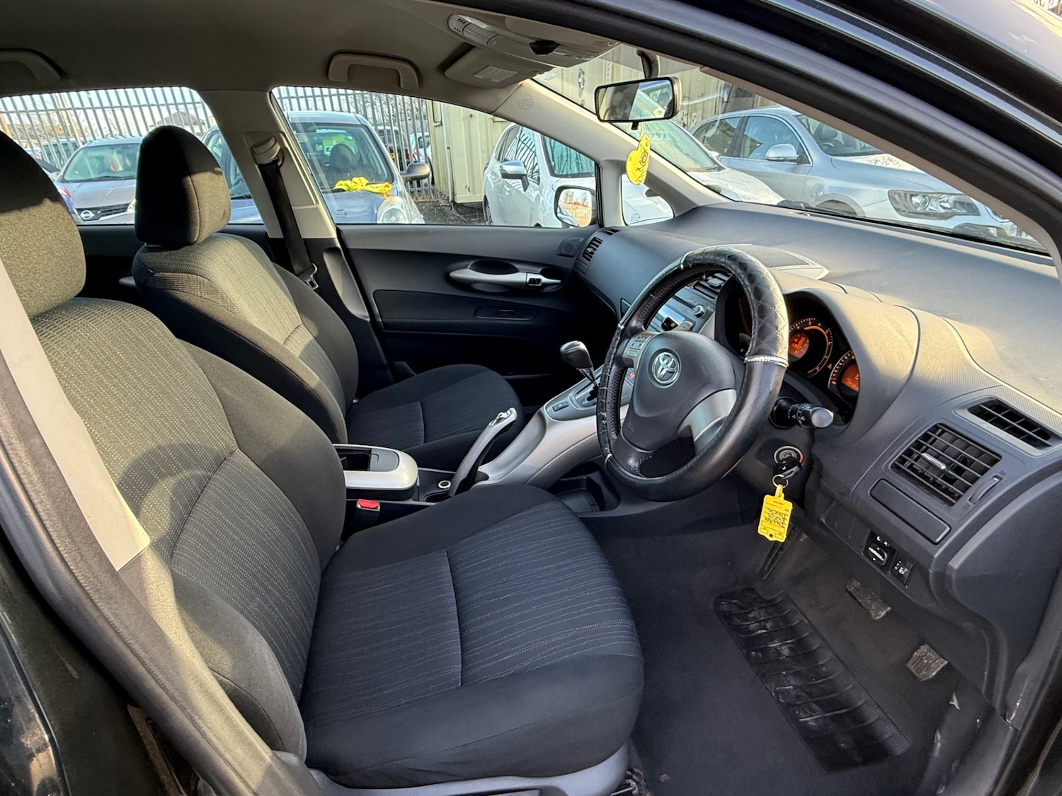 Used Toyota Auris 2009 for sale - 77208664: Photo 33