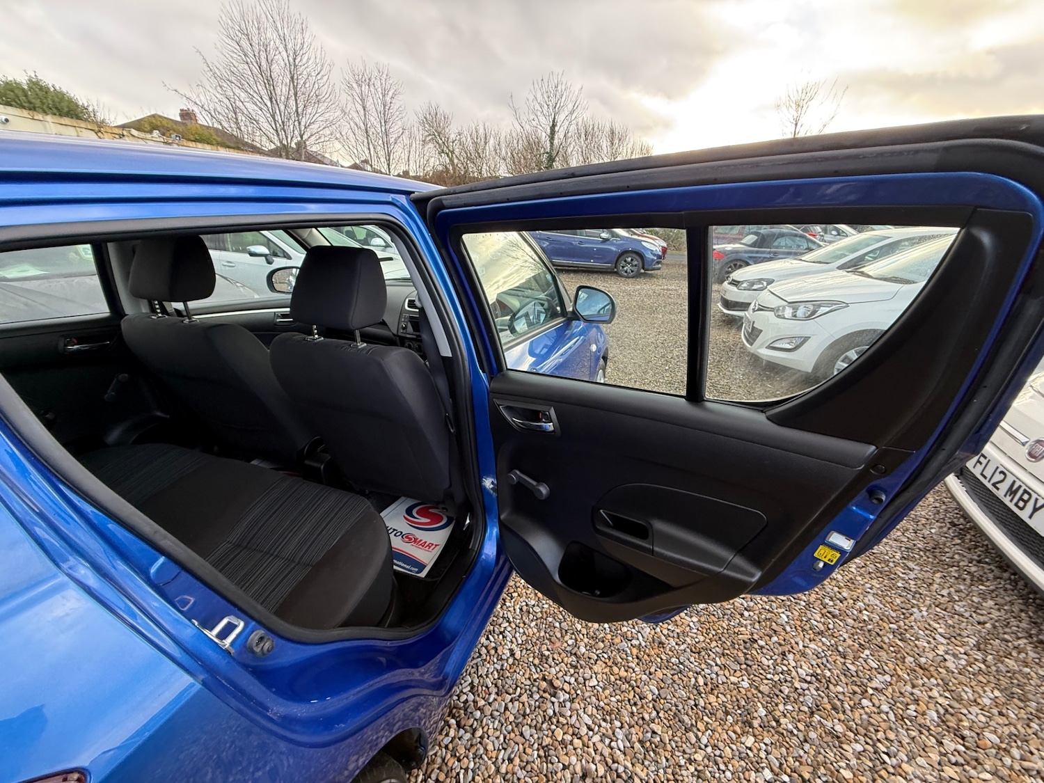 Used Suzuki Swift 2014 for sale - 76971674: Photo 28