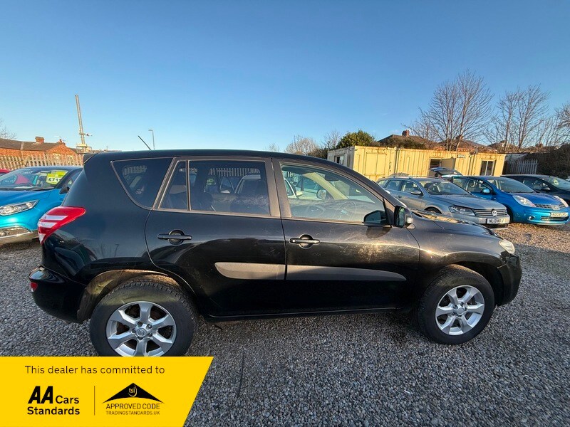Used Toyota RAV4 2010 for sale - 77953612: Photo 19