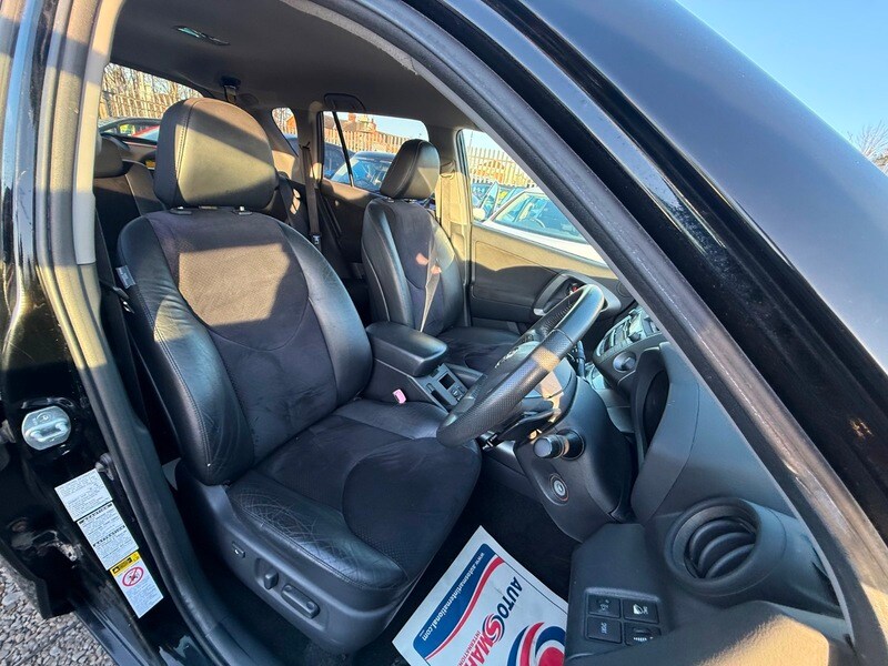 Used Toyota RAV4 2010 for sale - 77953612: Photo 34