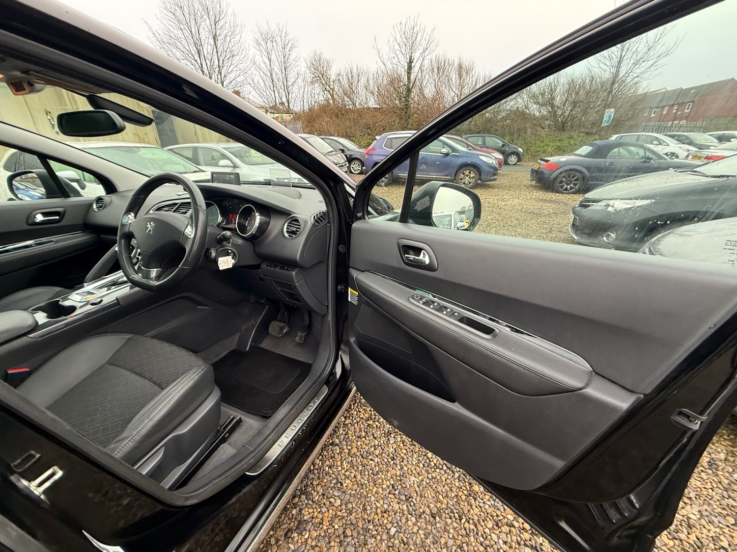 Used Peugeot 3008 2015 for sale - 77069929: Photo 27