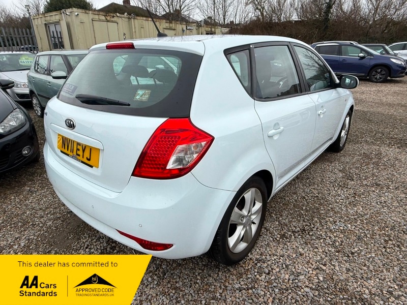 Used Kia Ceed 2011 for sale - 77649747: Photo 11