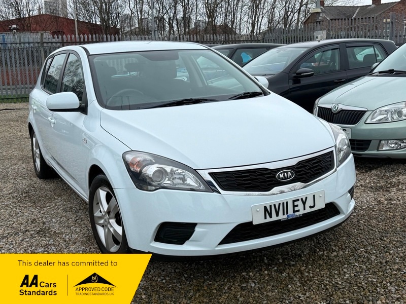 Used Kia Ceed 2011 for sale - 77649747: Photo 2