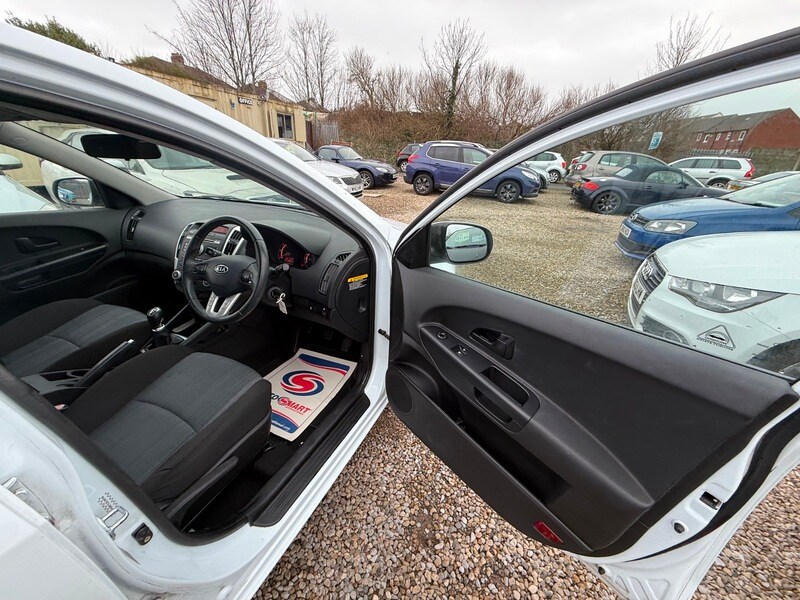 Used Kia Ceed 2011 for sale - 77649747: Photo 28