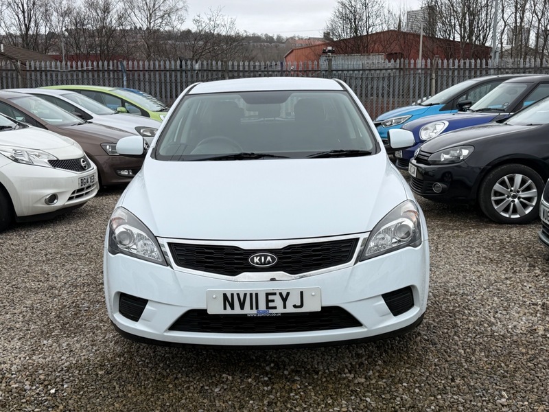 Used Kia Ceed 2011 for sale - 77649747: Photo 8