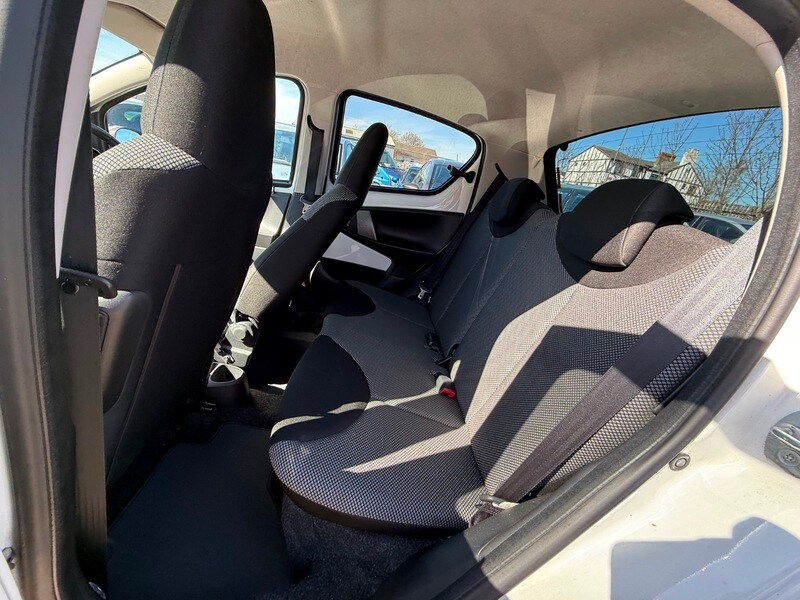 Used Toyota AYGO 2014 for sale - 78154640: Photo 19