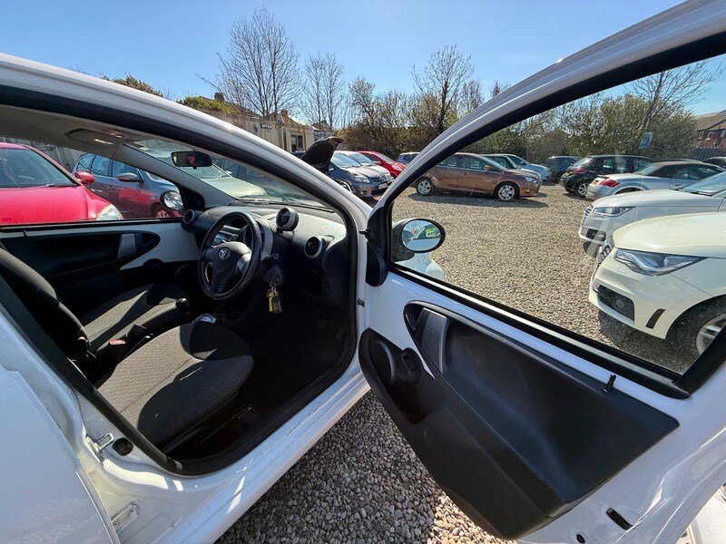 Used Toyota AYGO 2014 for sale - 78154640: Photo 26