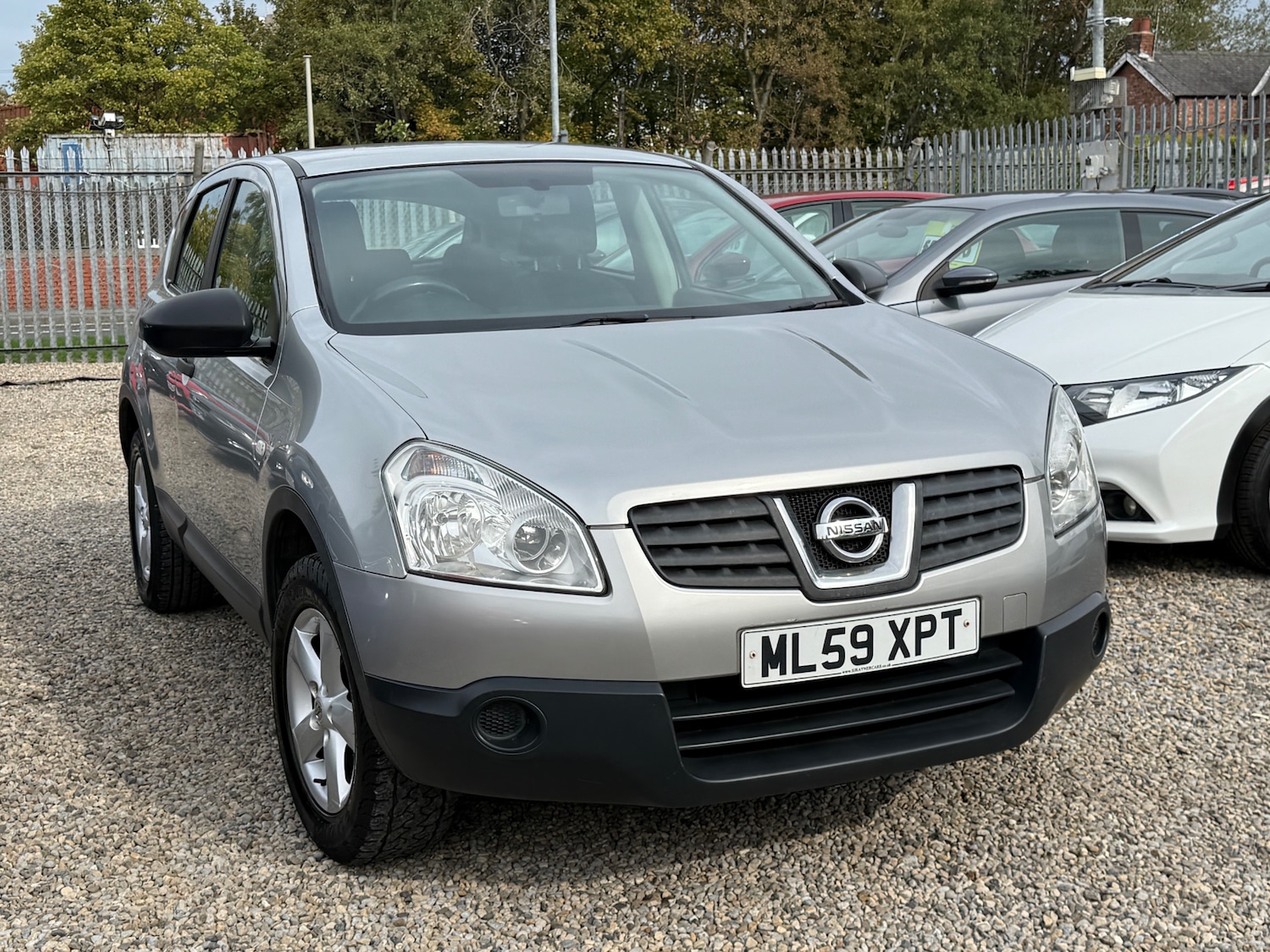 Used Nissan Qashqai 2009 for sale - 76097095: Photo 2