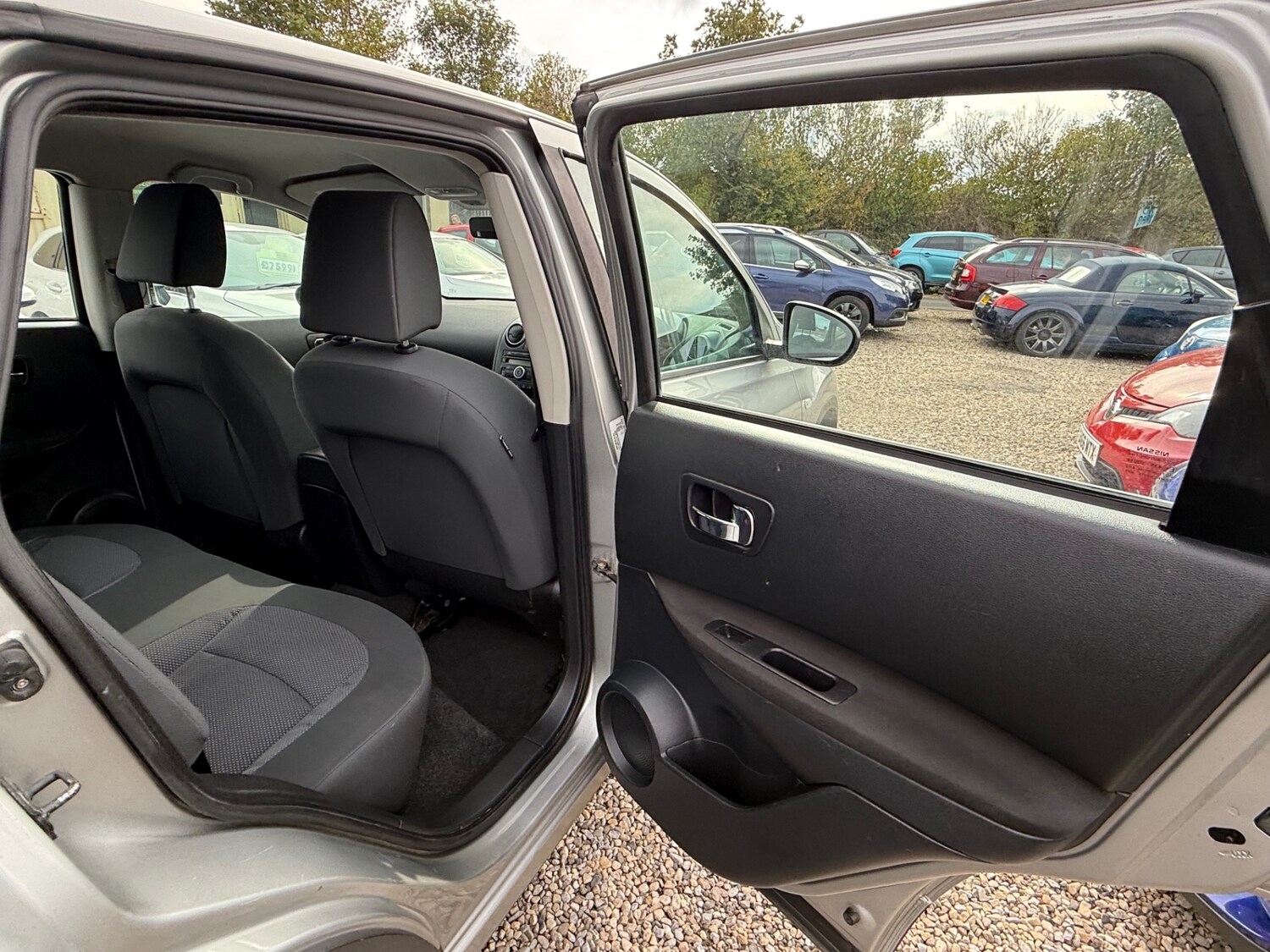Used Nissan Qashqai 2009 for sale - 76097095: Photo 28