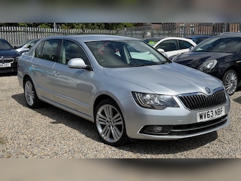 Used Skoda Superb 2013 for sale - 75284042: Photo