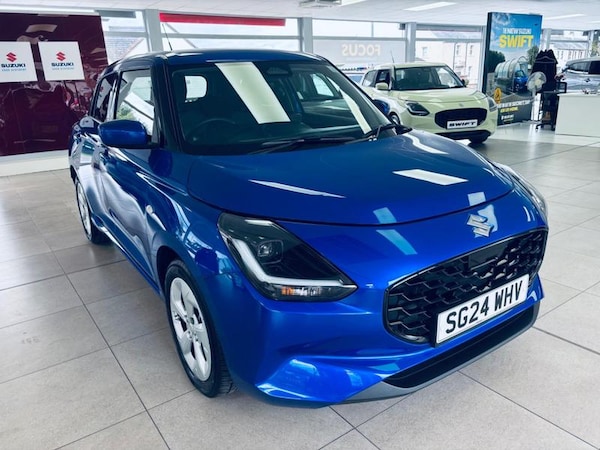 Used Suzuki Swift 2024 for sale - 76296928: Photo 2