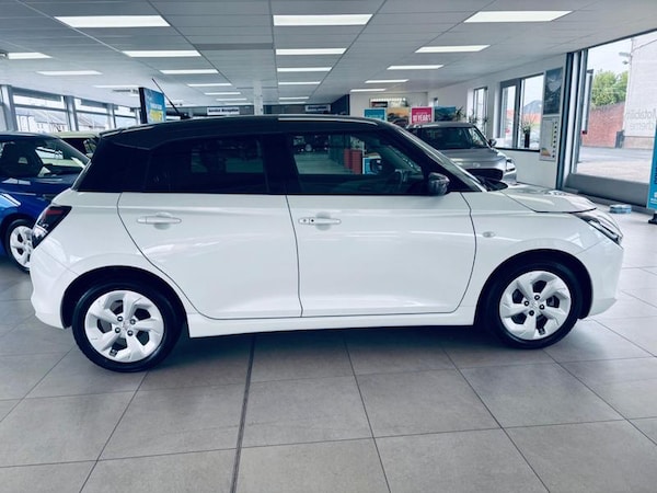 Used Suzuki Swift 2024 for sale - 76296893: Photo 9