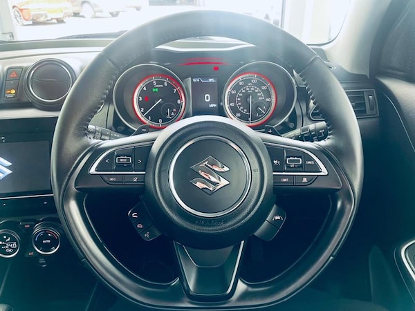 Used Suzuki Swift 2023 for sale - 76296900: Photo 30