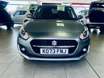 Used Suzuki Swift 2023 for sale - 76296900: Photo