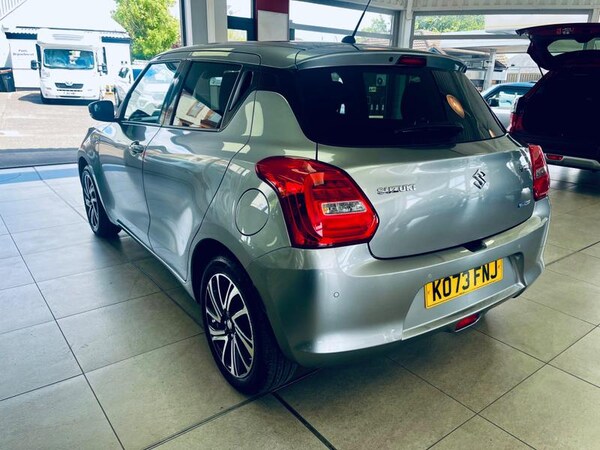 Used Suzuki Swift 2023 for sale - 76296900: Photo 5