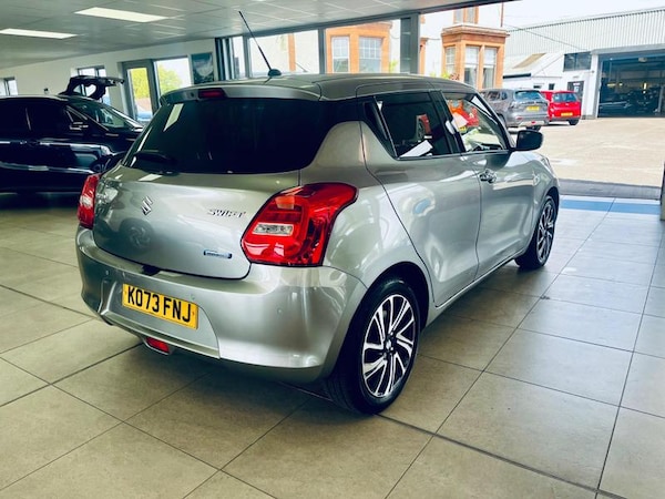 Used Suzuki Swift 2023 for sale - 76296900: Photo 9