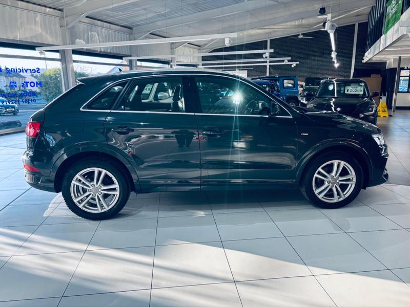 Used Audi Q3 2018 for sale - 76467849: Photo 11