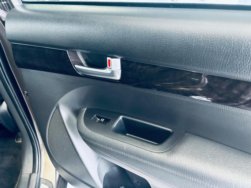 Used Kia Sorento 2012 for sale - 76467854: Photo 30