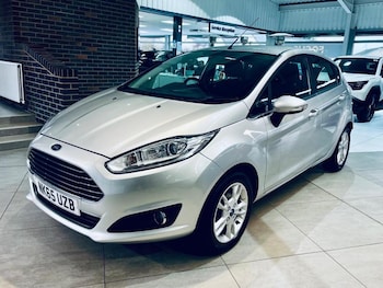 Used Ford Fiesta 2015 for sale - 76296912: Photo