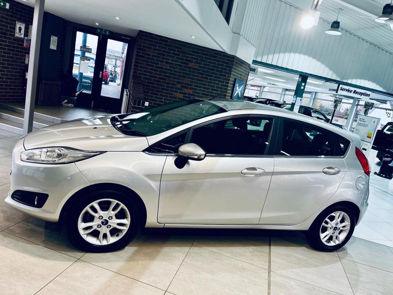 Used Ford Fiesta 2015 for sale - 76296912: Photo 6