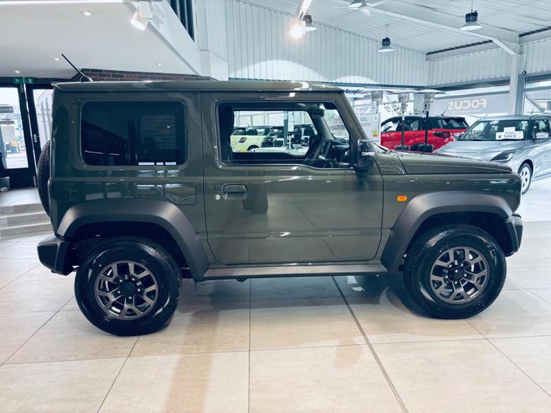 Used Suzuki Jimny 2005 for sale - 76296922: Photo 11