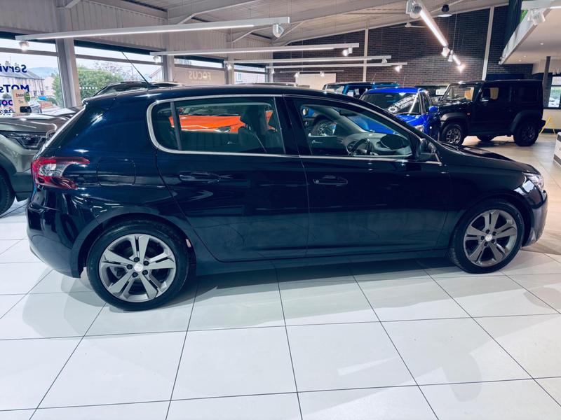 Used Peugeot 308 2020 for sale - 76467830: Photo 9