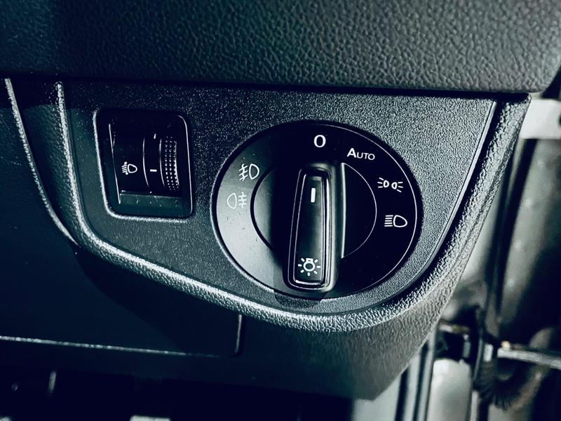 Used Volkswagen Polo 2018 for sale - 76467823: Photo 14