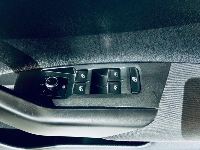 Used Volkswagen Polo 2018 for sale - 76467823: Photo 15