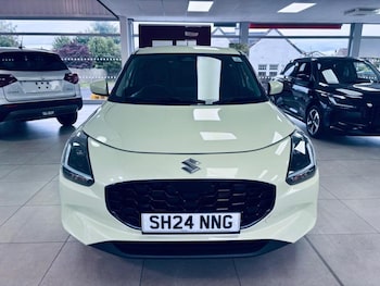 Used Suzuki Swift 2024 for sale - 76296872: Photo