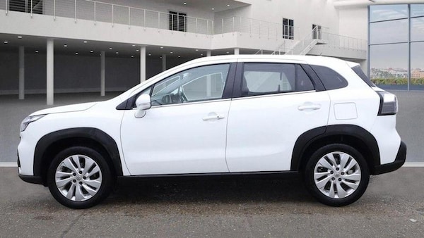 Used Suzuki SX4 S-Cross 2023 for sale - 76296904: Photo 5