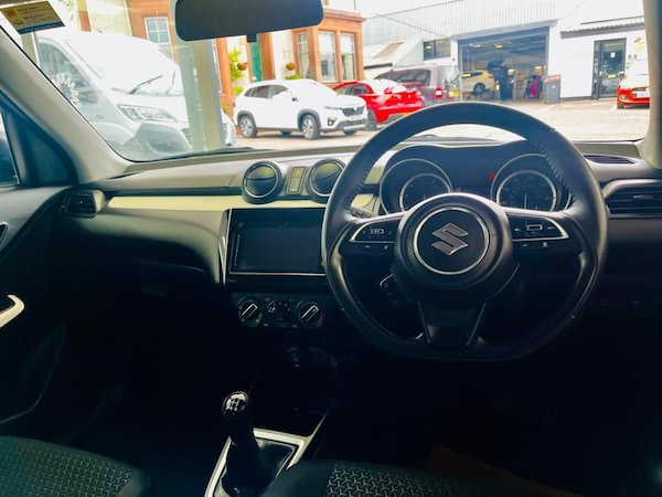 Used Suzuki Swift 2024 for sale - 76296890: Photo 25