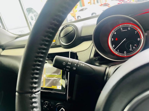 Used Suzuki Swift 2024 for sale - 76296890: Photo 32