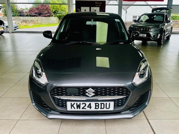 Used Suzuki Swift 2024 for sale - 76296890: Photo 3