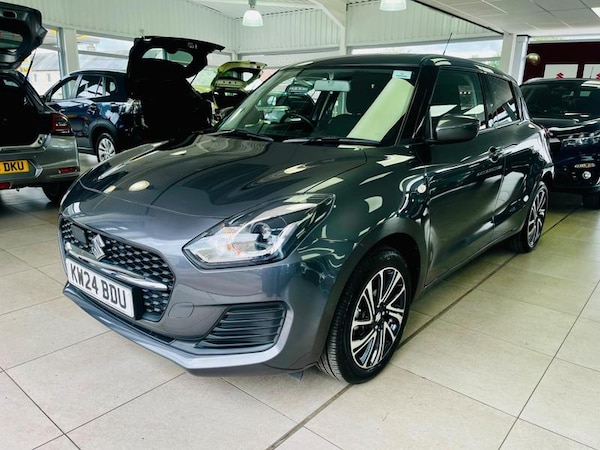 Used Suzuki Swift 2024 for sale - 76296890: Photo 4