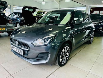 Used Suzuki Swift 2024 for sale - 76296890: Photo 4