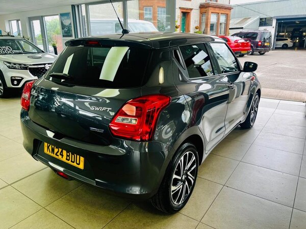 Used Suzuki Swift 2024 for sale - 76296890: Photo 6