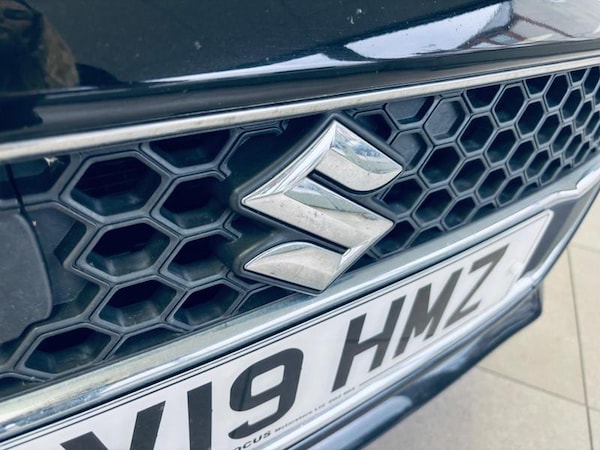 Used Suzuki Swift 2019 for sale - 76296930: Photo 13