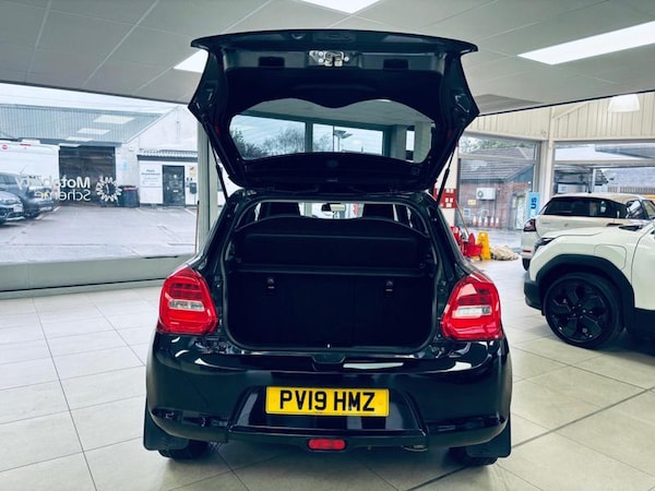 Used Suzuki Swift 2019 for sale - 76296930: Photo 24
