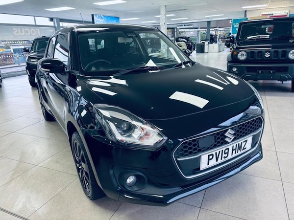 Used Suzuki Swift 2019 for sale - 76296930: Photo 2