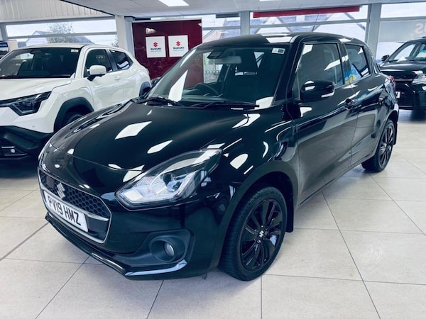 Used Suzuki Swift 2019 for sale - 76296930: Photo 4