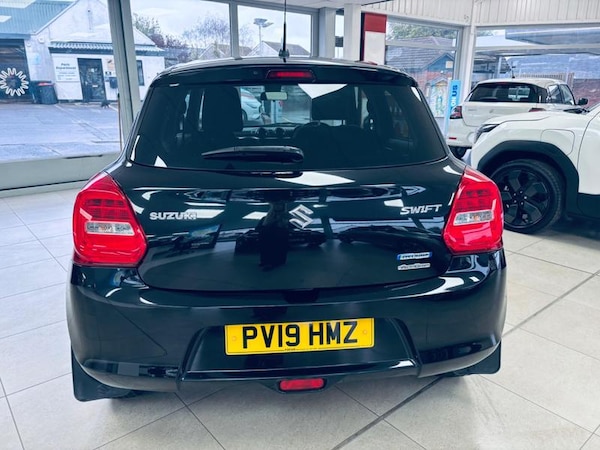 Used Suzuki Swift 2019 for sale - 76296930: Photo 7