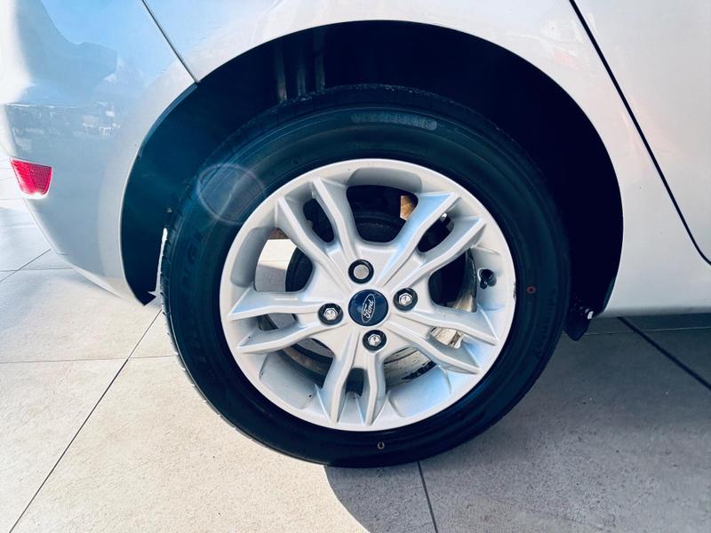 Used Ford Fiesta 2015 for sale - 76467851: Photo 23