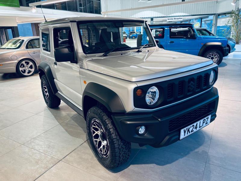 Used Suzuki Jimny 2024 for sale - 76296879: Photo 2